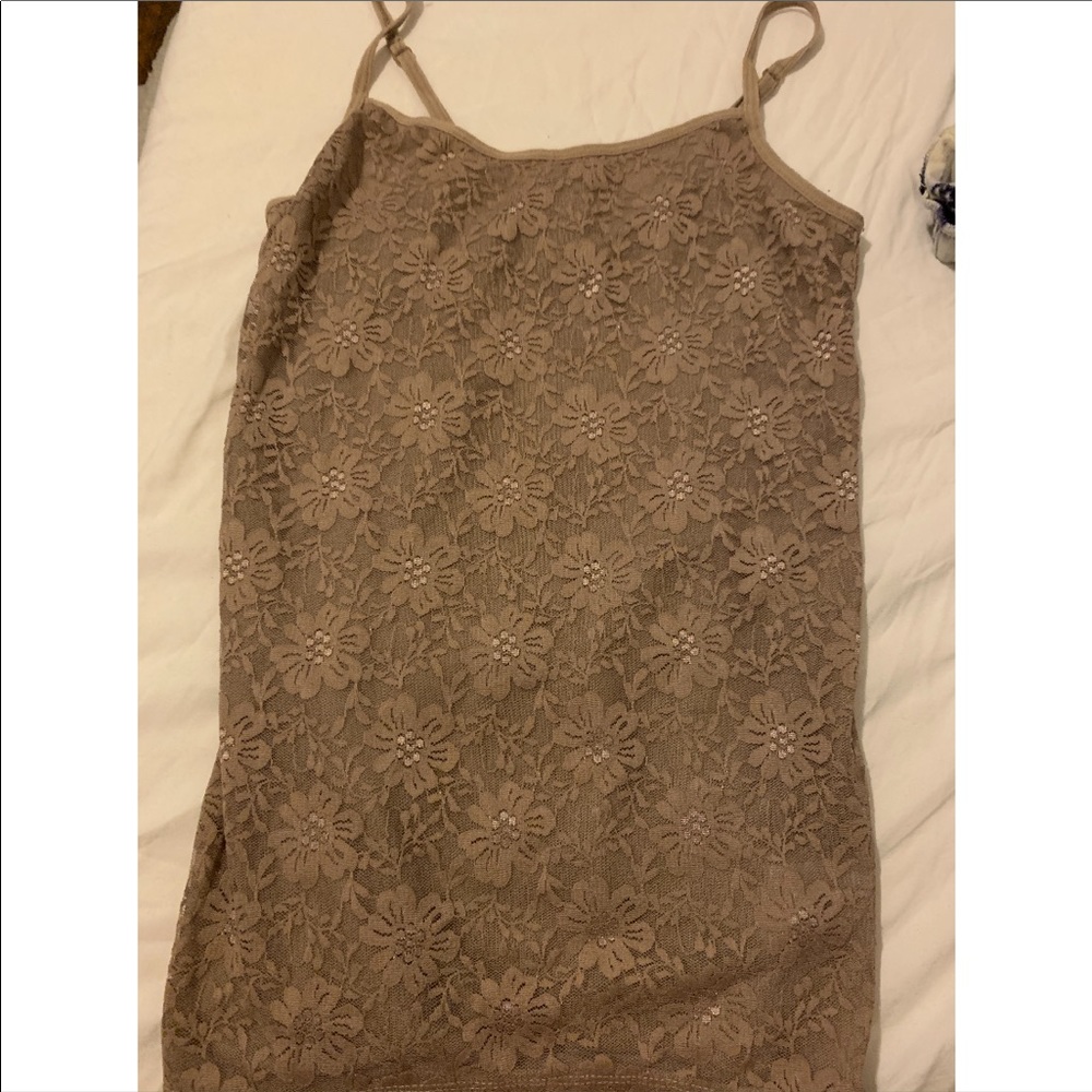 Grane Lace Flower Tank Top
